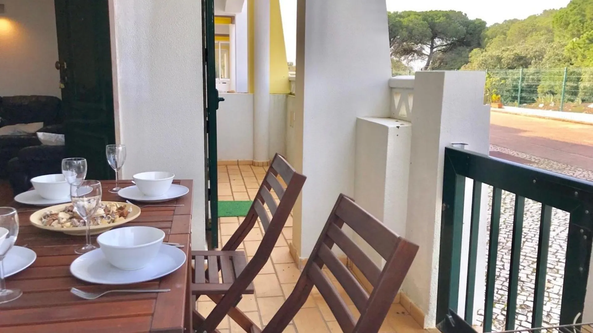 Beachside Family Stay In Benagil Semesterbostad