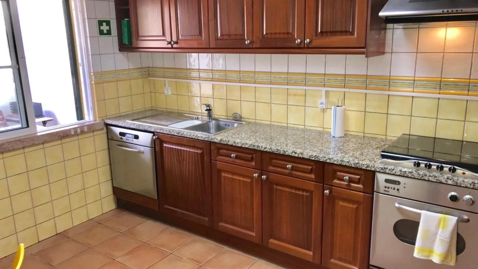 Beachside Family Stay In Benagil Semesterbostad